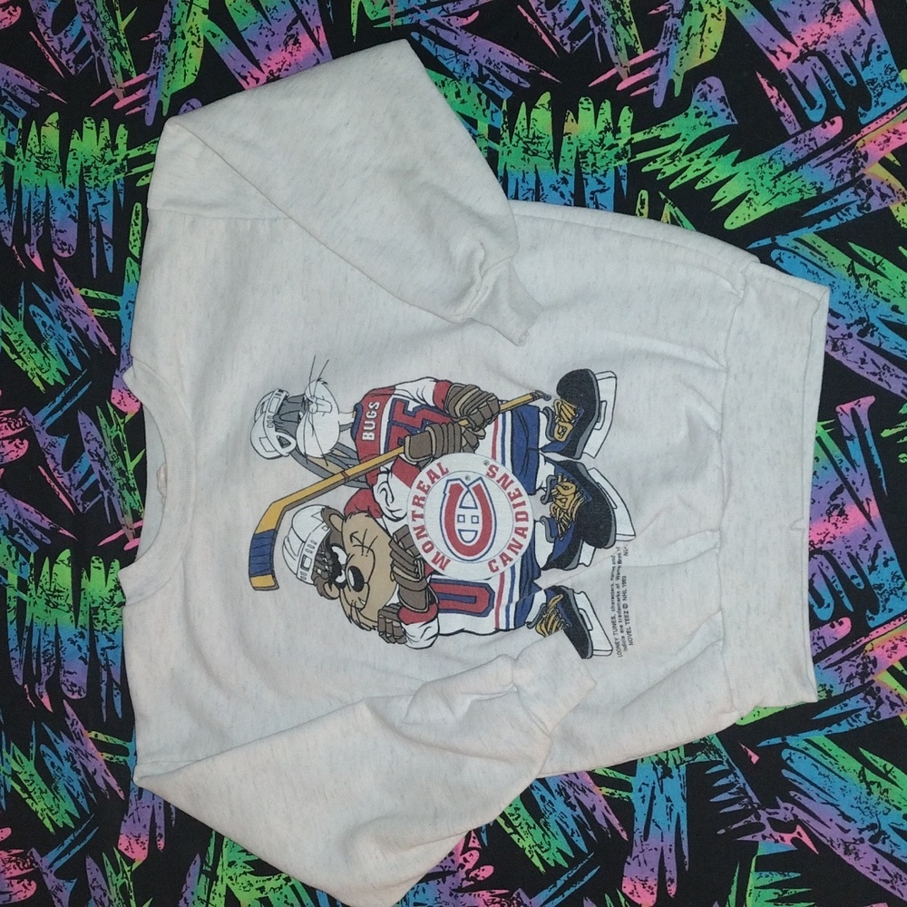 VTG 90s Looney Tunes Montreal Canadiens Crewneck Sweatshirt